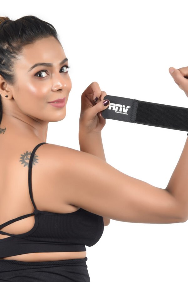 WRIST SUPPORT